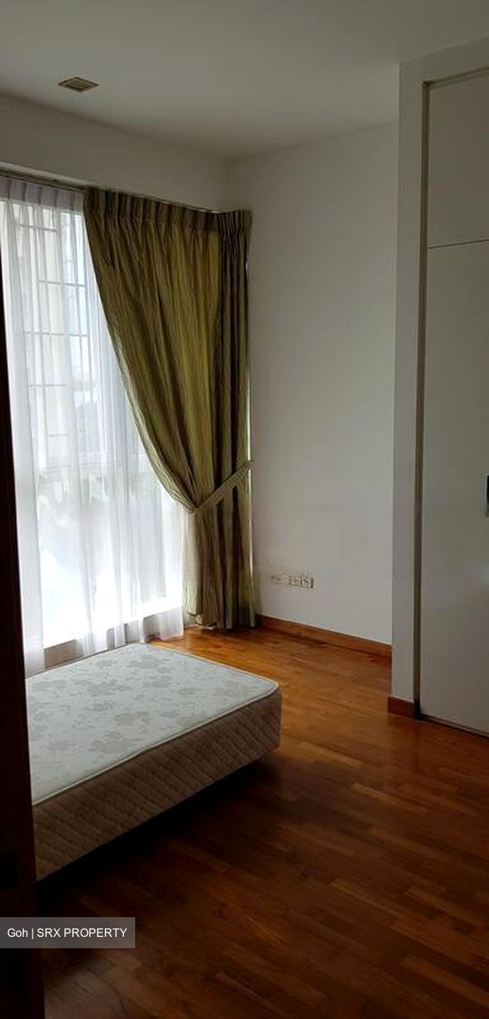 Goldenhill Park Condominium (D20), Condominium #630169691